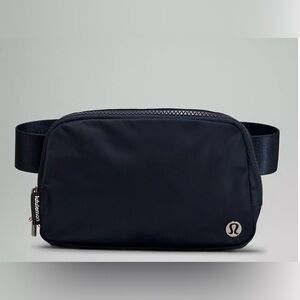 lululemon athletica everywhere belt bag